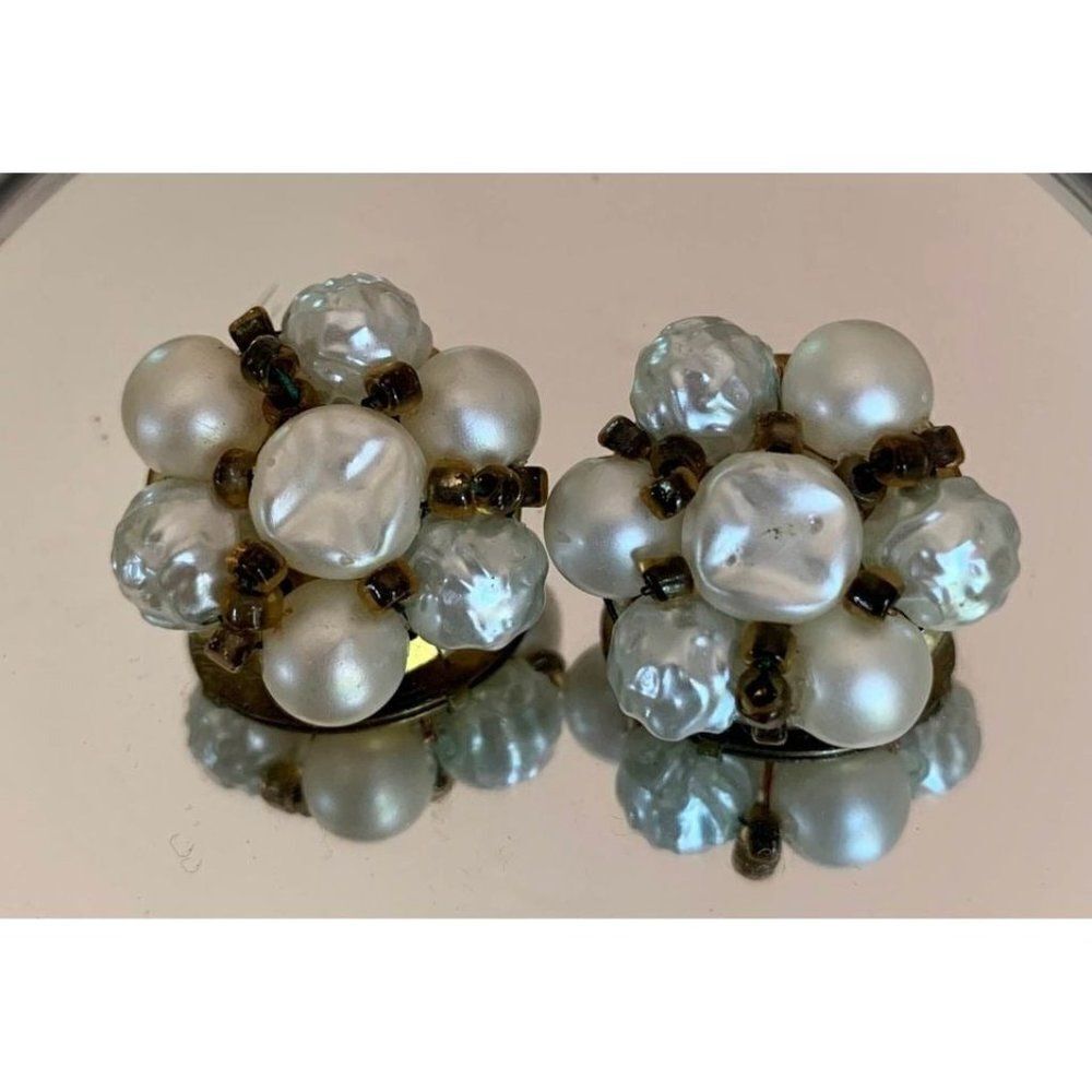 Vintage pearl & beads clip on earrings